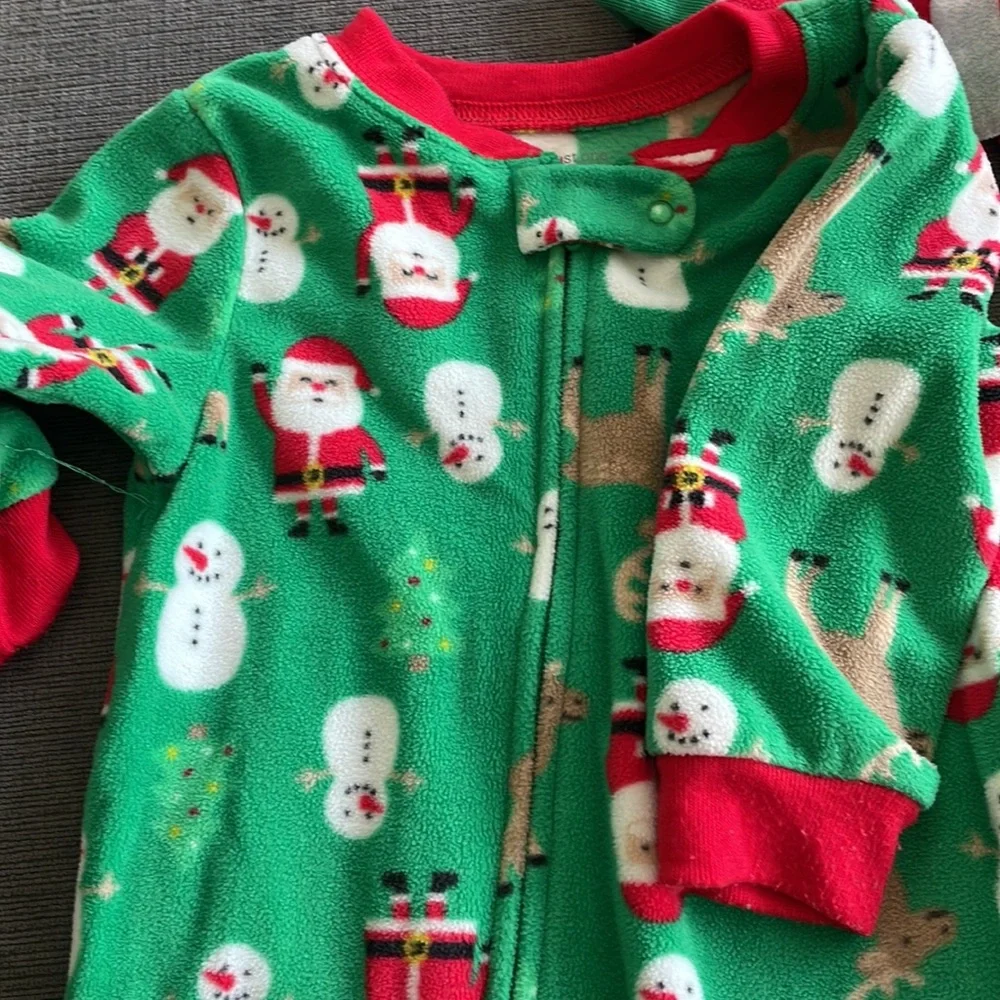 Carters Christmas footsie pajamas! - Picture 4 of 4